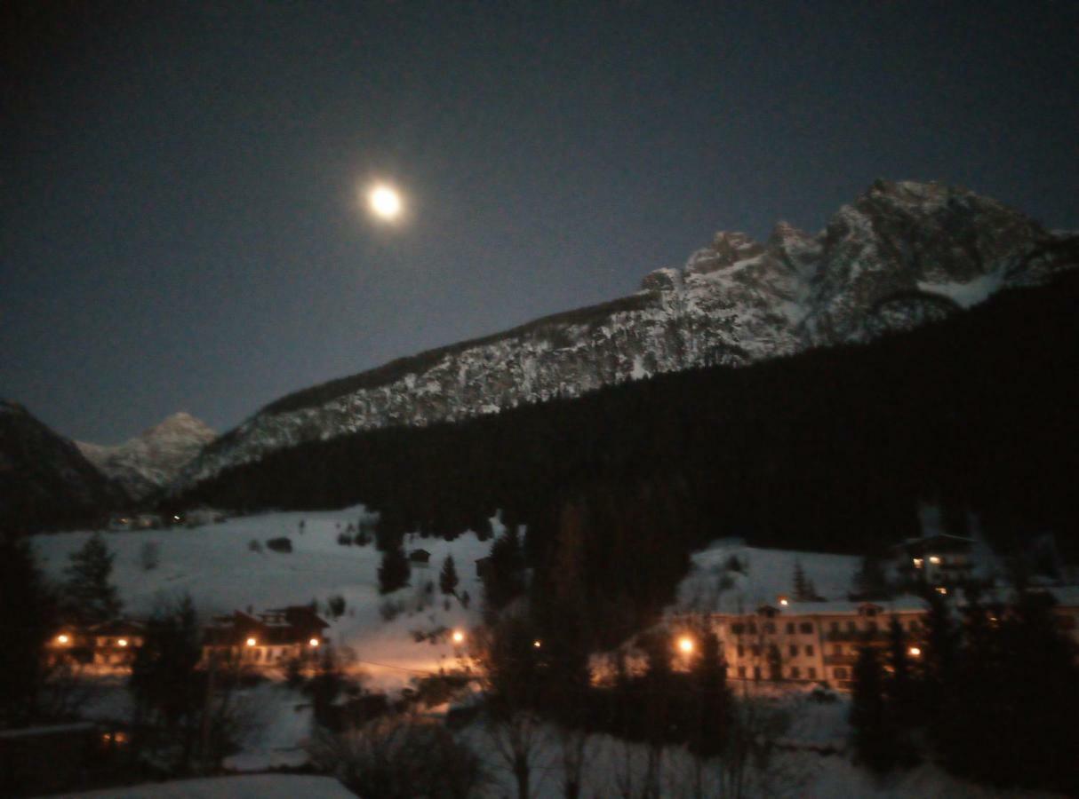 B&B Il Tulipano San Pietro di Cadore Exteriör bild