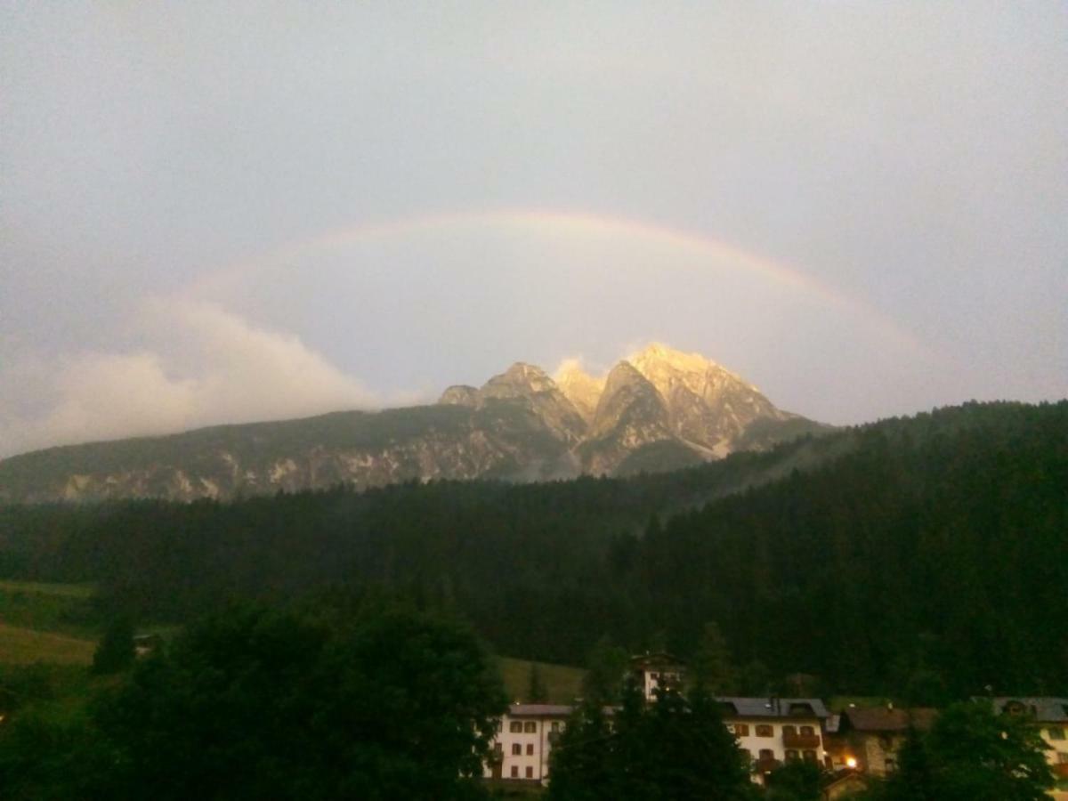 B&B Il Tulipano San Pietro di Cadore Exteriör bild